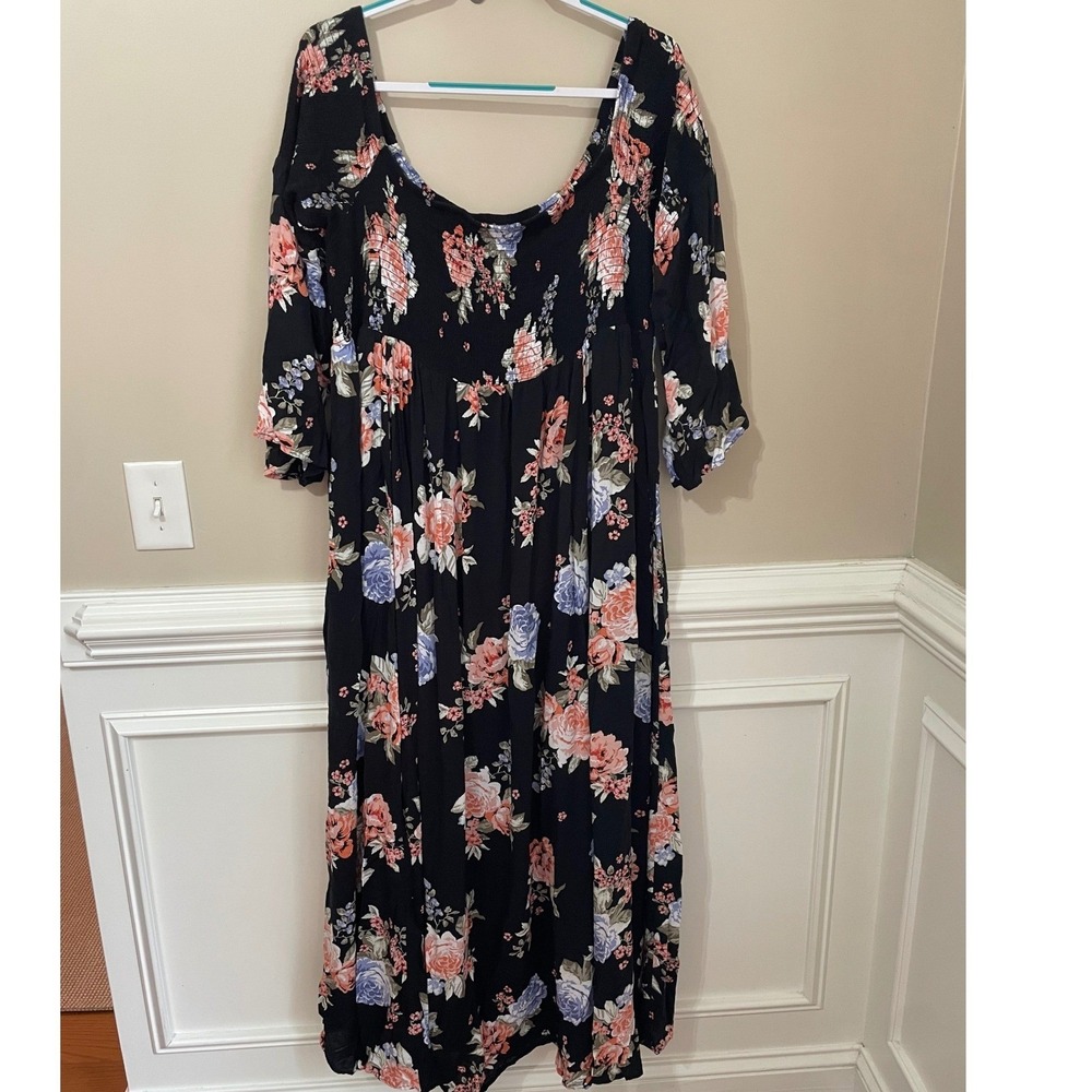 Torrid Size 4X Black Floral Smocked Maxi Dress Black Square Neck Romantic